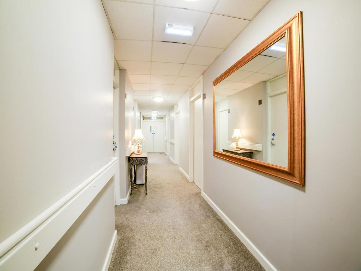Rambler Travel Inn Портстьюарт Екстер'єр фото
